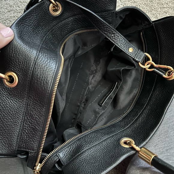 Marc by Marc Jacobs Tote - Picture 5 of 8